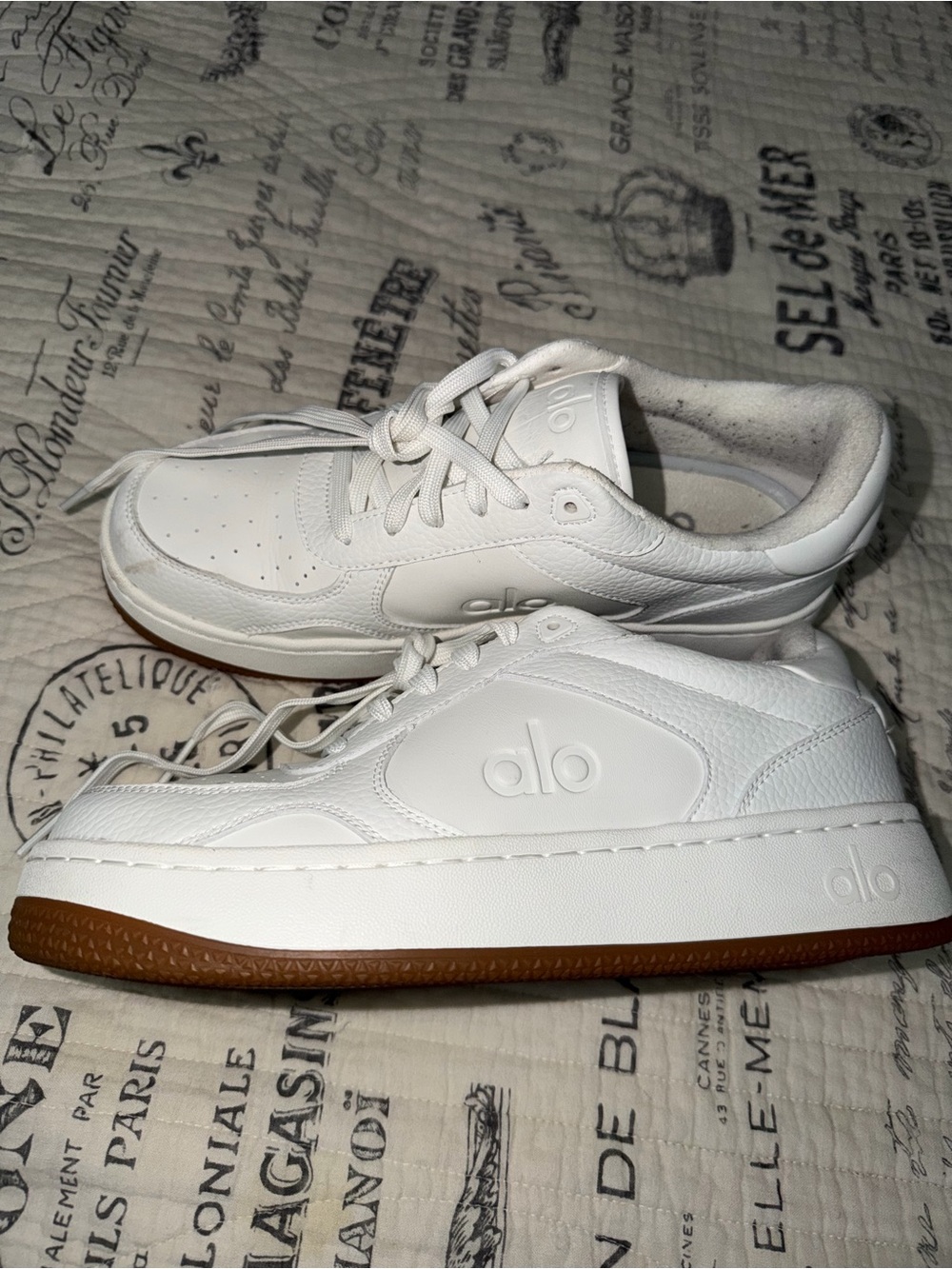 ALO Yoga Recovery Mode Sneakers - Picture 2 of 5